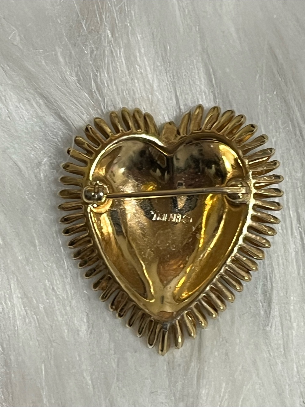 Vintage Trifari Turquoise Rhinestones Heart Brooch - Picture 4 of 12